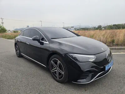 Mercedes-Benz EQE