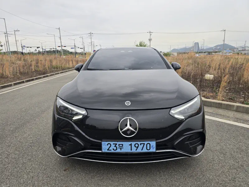 Mercedes-Benz EQE