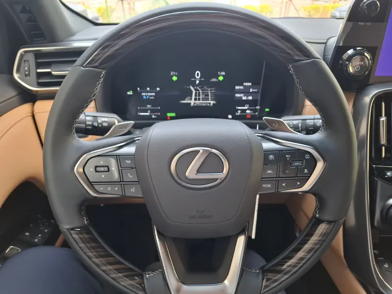 Lexus LX