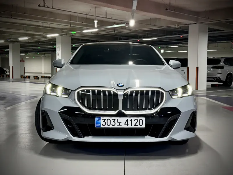 BMW 5-Series