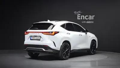 Lexus NX450h+