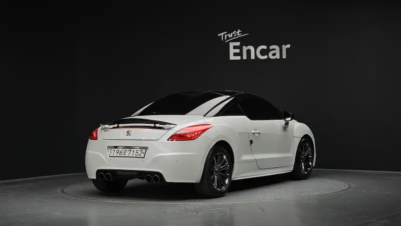Peugeot RCZ