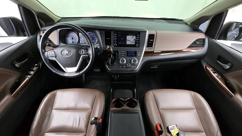 Toyota Sienna