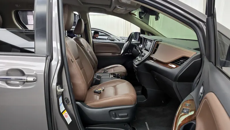 Toyota Sienna