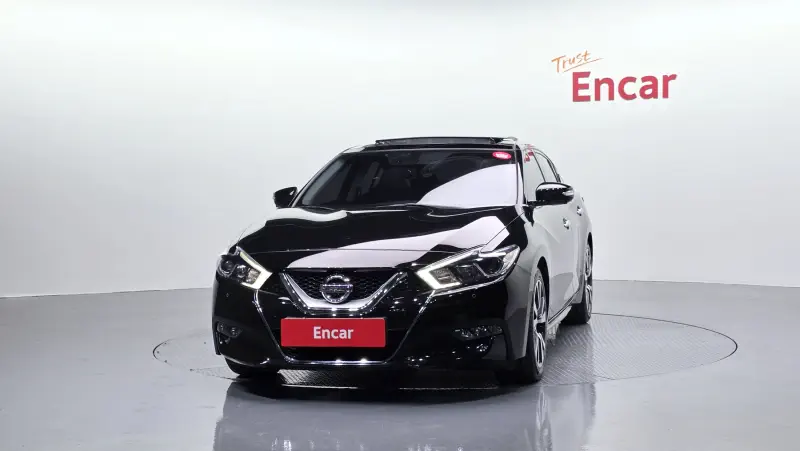Nissan MAXIMA