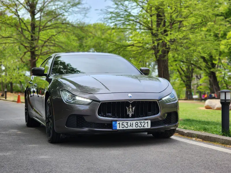 Maserati GHIBLI