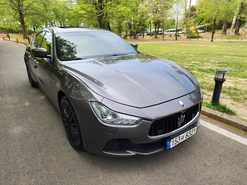 Maserati GHIBLI