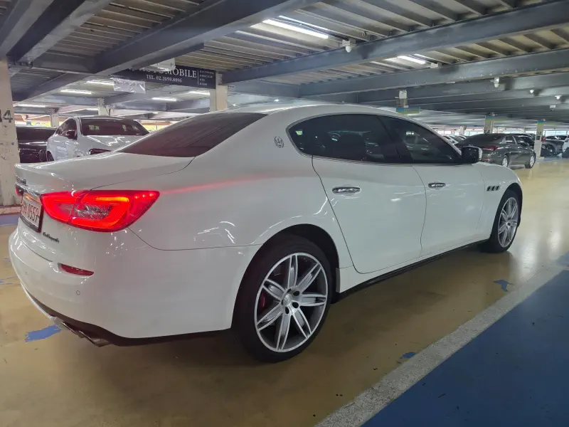 Maserati QUATTROPORTE