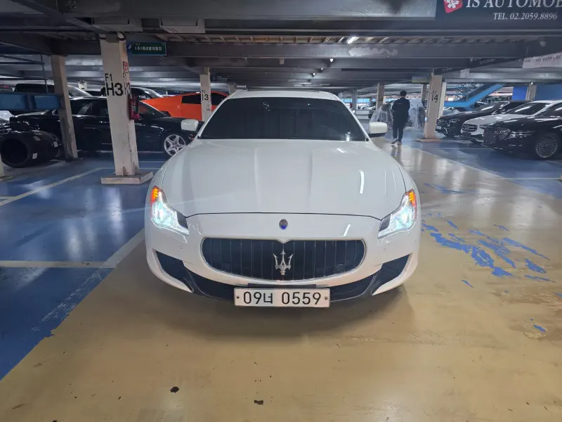 Maserati QUATTROPORTE