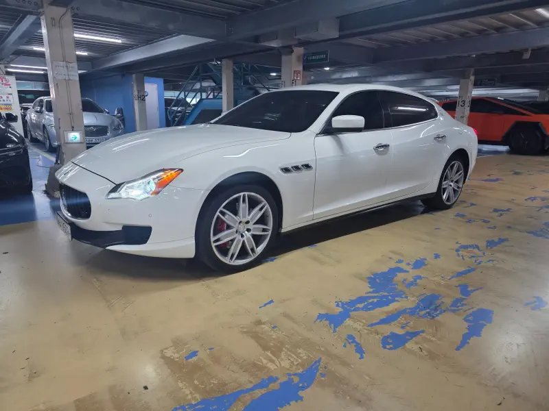 Maserati QUATTROPORTE