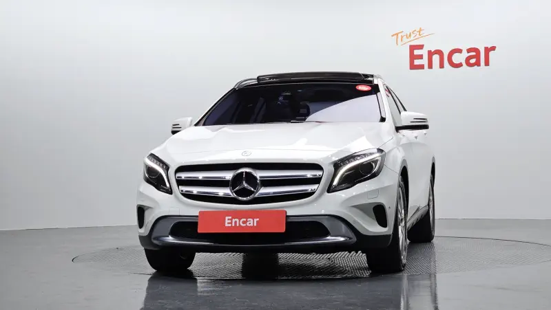 Mercedes-Benz GLA-Class