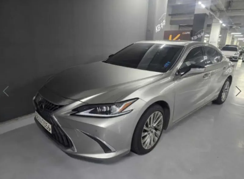 Lexus ES300h