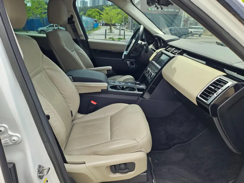 Land Rover DISCOVERY