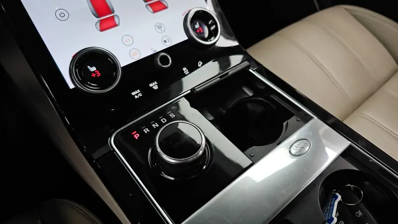 Land Rover RANGE ROVER VELAR