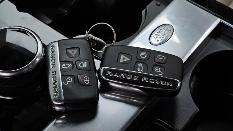 Land Rover RANGE ROVER VELAR