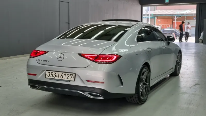 Mercedes-Benz CLS-Class