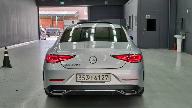 Mercedes-Benz CLS-Class