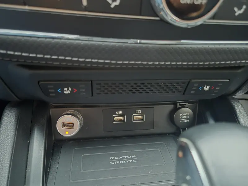 SsangYong Rexton Sports Khan