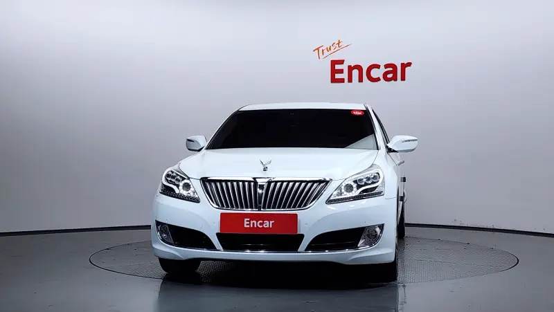 Hyundai Equus