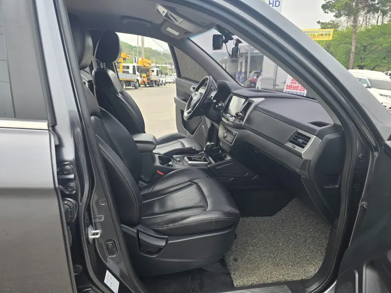 SsangYong Rexton Sports