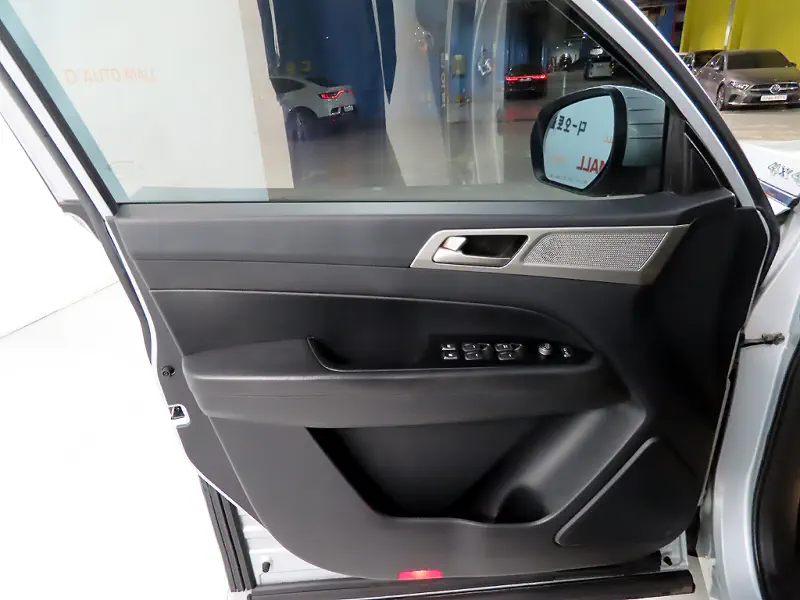 SsangYong Rexton Sports