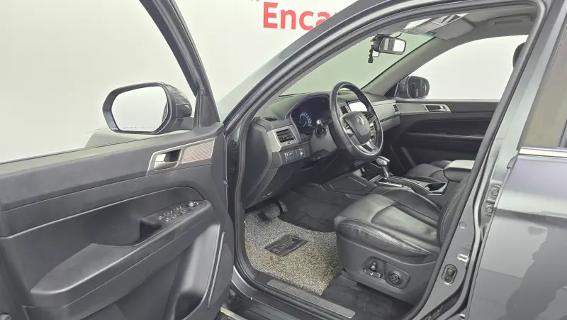 SsangYong Rexton Sports