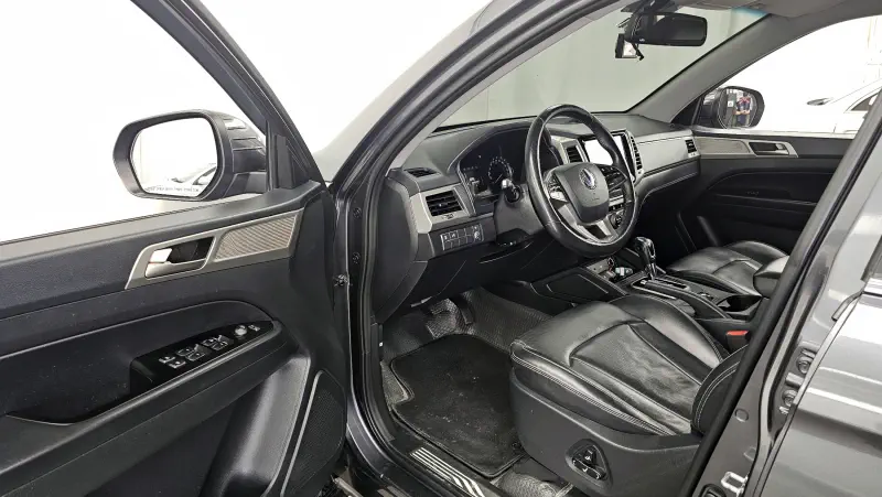 SsangYong Rexton Sports