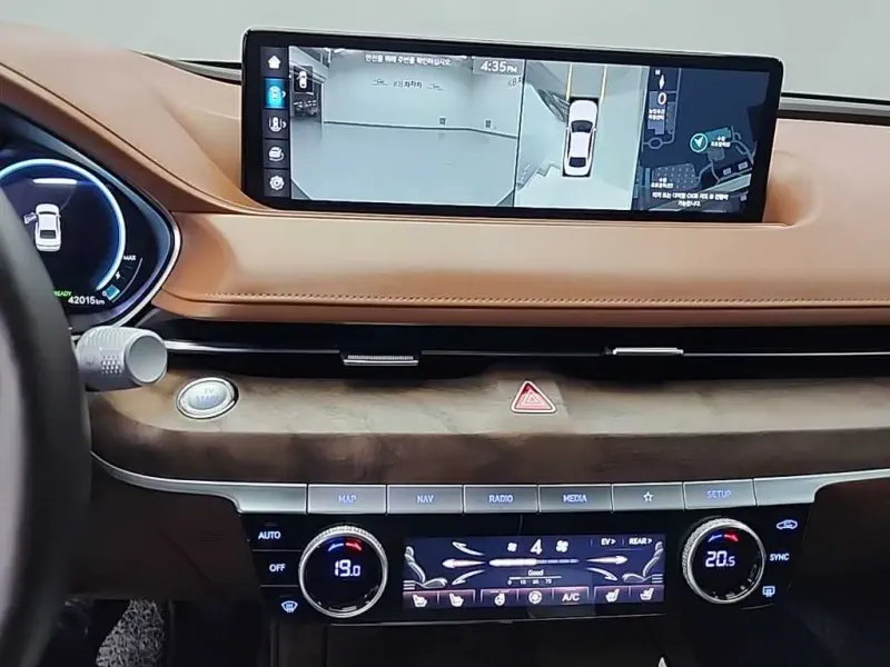 Genesis Electrified G80