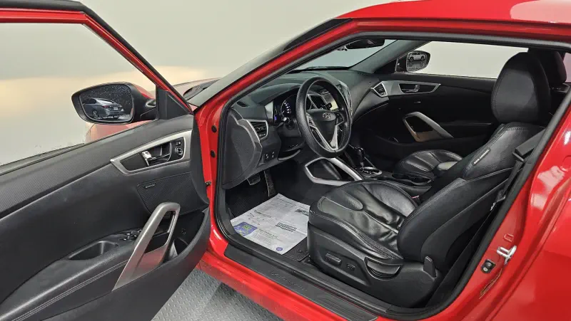 Hyundai Veloster
