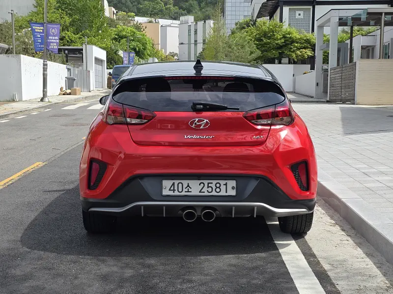 Hyundai Veloster