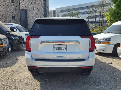 GMC YUKON