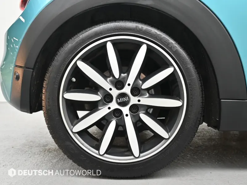 MINI Cooper Convertible