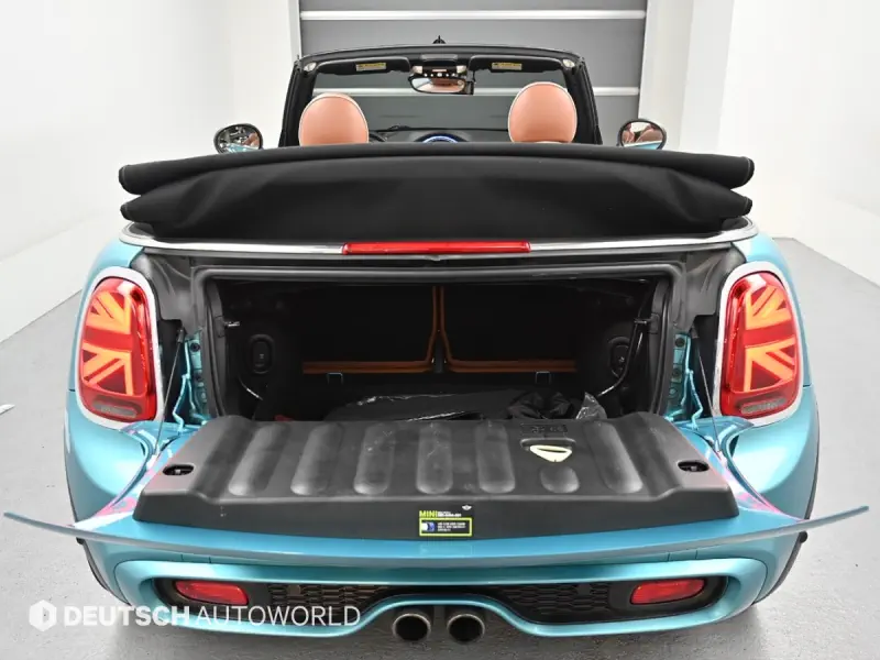 MINI Cooper Convertible