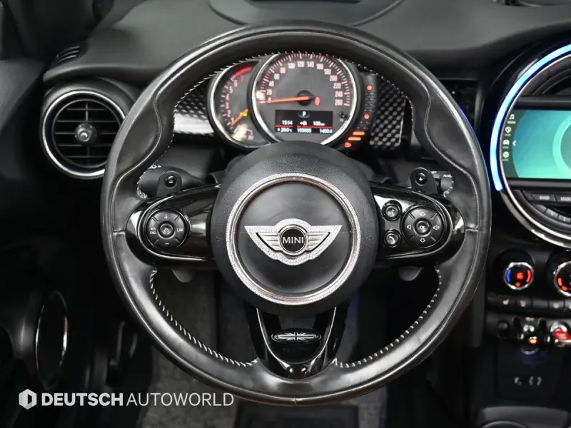 MINI Cooper Convertible