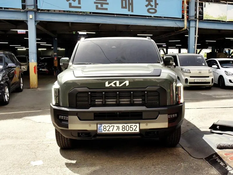 Kia Tasman