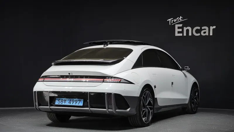 Hyundai Ioniq 6