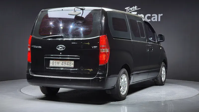 Hyundai Grand Starex