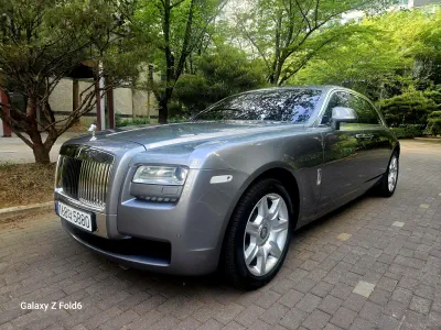 Rolls-Royce GHOST