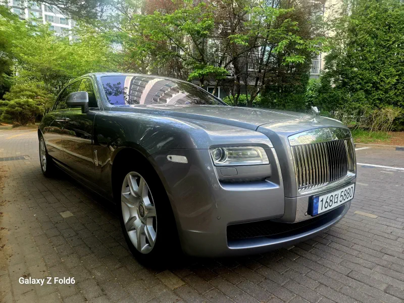 Rolls-Royce GHOST