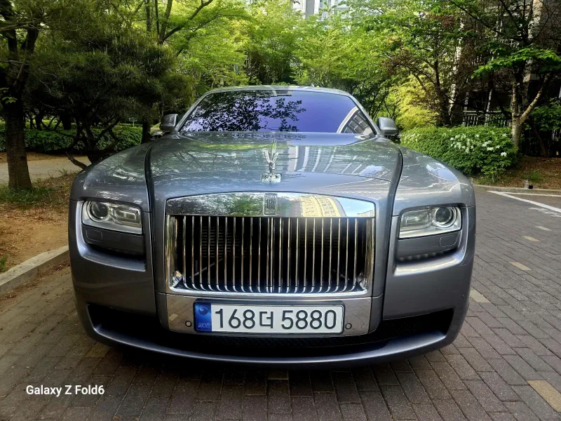 Rolls-Royce GHOST