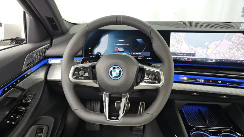 BMW i5