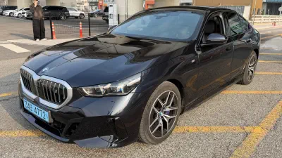 BMW i5