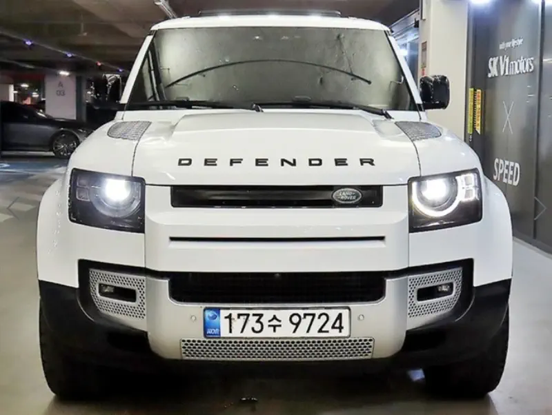 Land Rover Defender