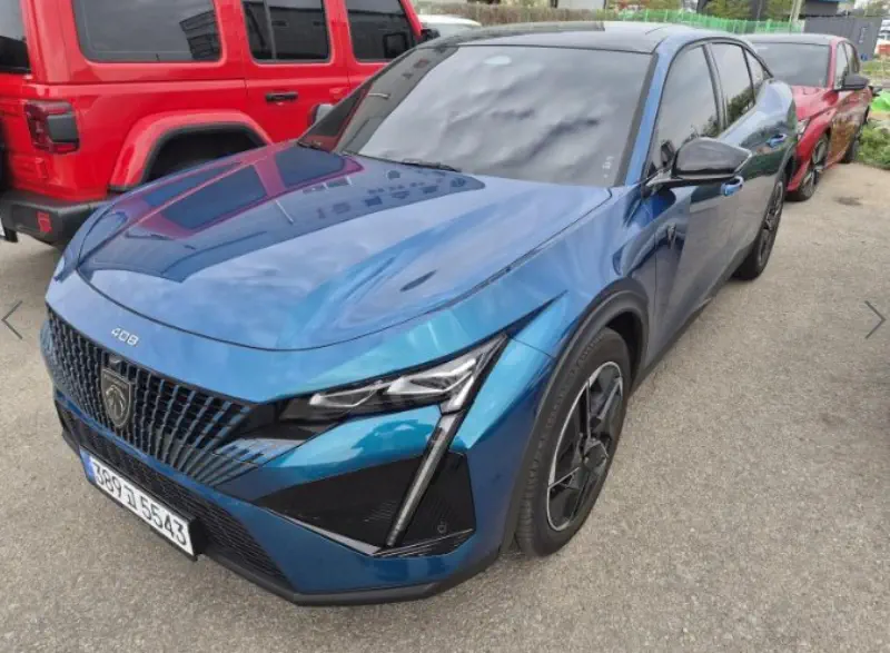 Peugeot 408