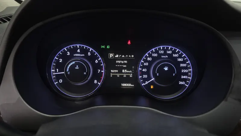 Hyundai Aslan