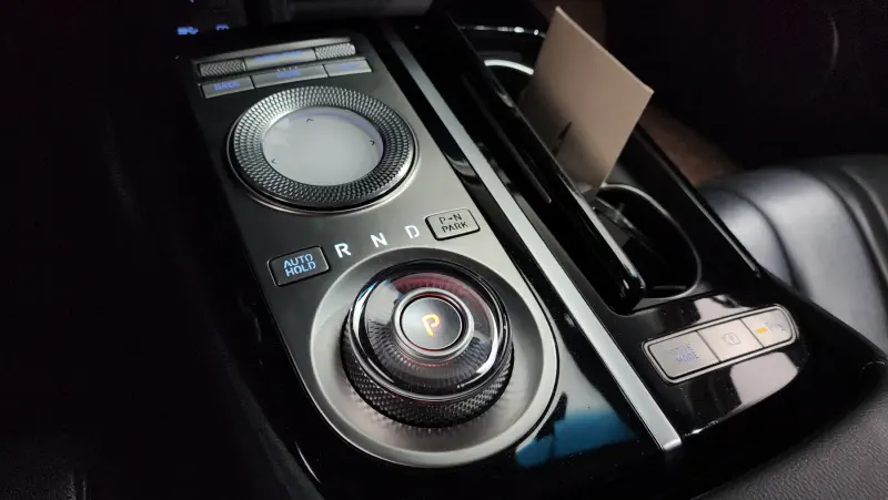 Genesis Electrified G80