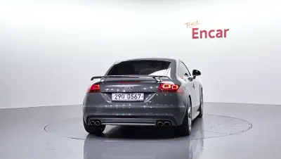 Audi TTS