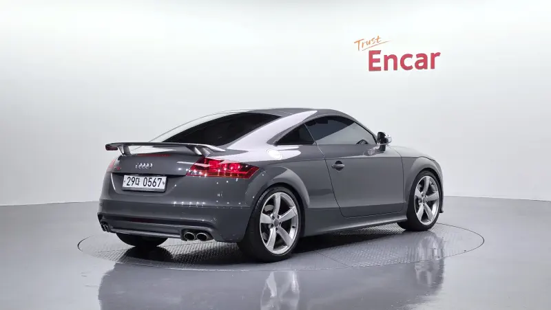 Audi TTS