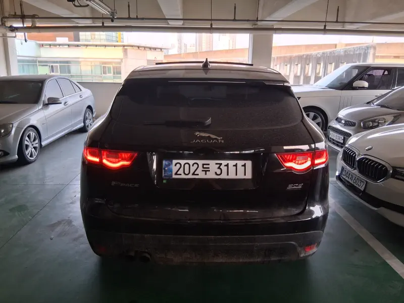 Jaguar F-Pace