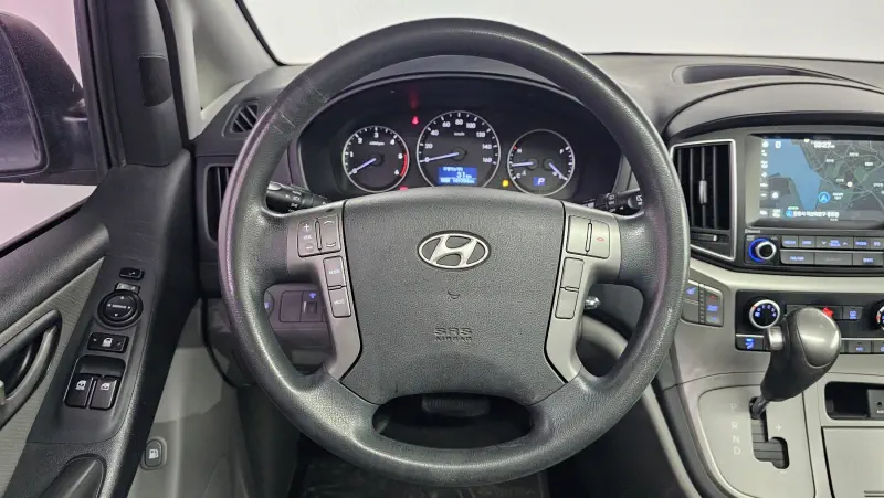 Hyundai Grand Starex